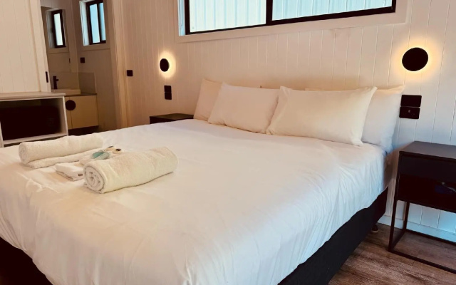 Kryal Castle – Guest Rooms – Leigh Creek