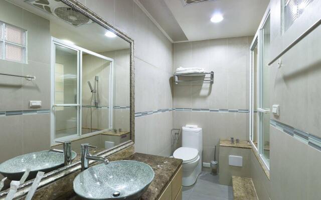 Shihlin Service Apartment