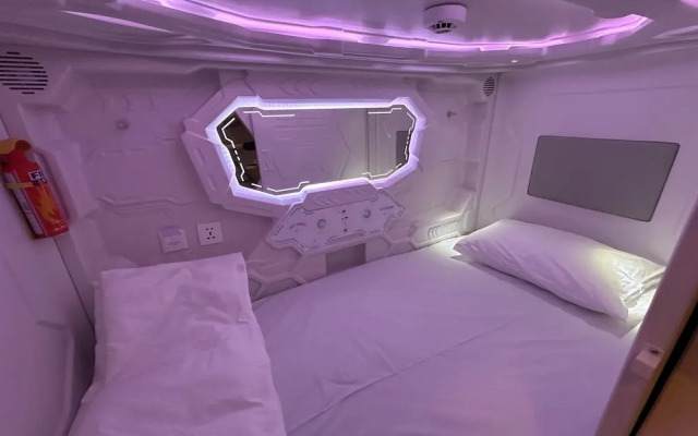 BLR Pods