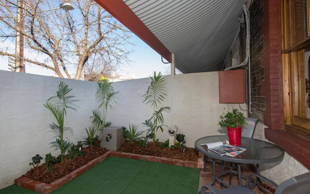 Charm on Carrington – Outside – Adelaide