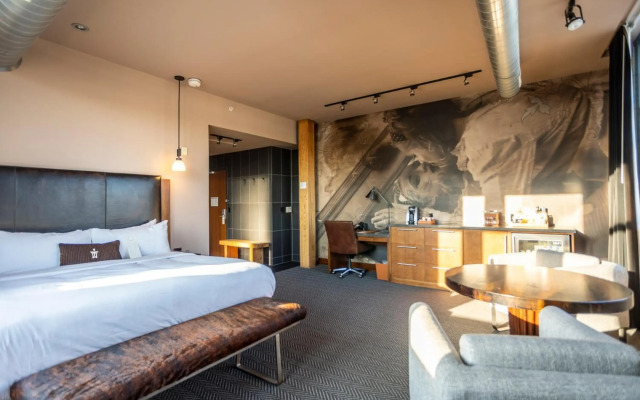 The Iron Horse Hotel