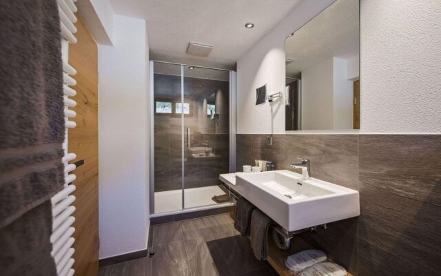 Hotel Chesa Valese