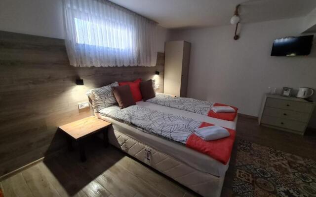 Guest House KN Malusha