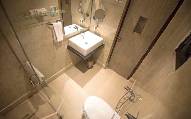 Regenta Inn Larica