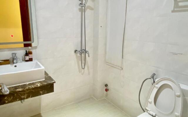 Spring Hotel by ZUZU