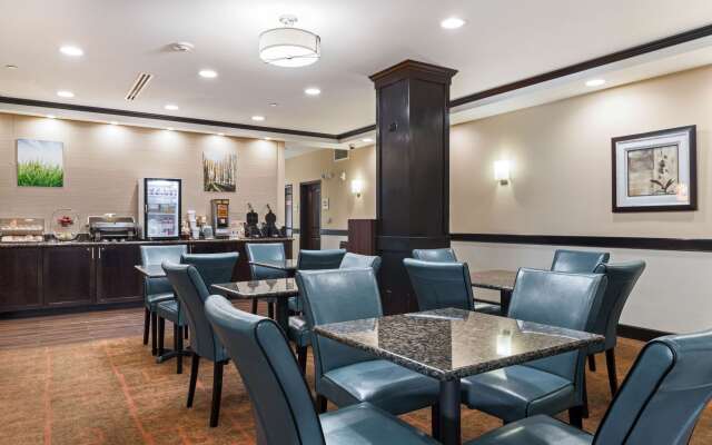 La Quinta Inn & Suites by Wyndham Auburn