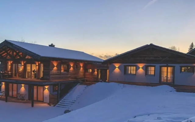 Maja Chalets Comfortable Holiday Residence