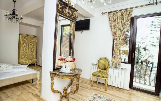 Coroana Moldovei Hotel