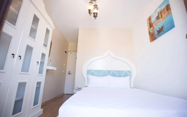 Menendi Otel