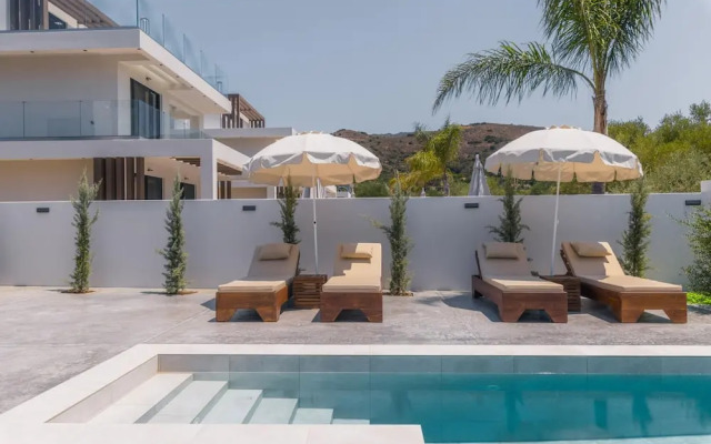 Villa Infinity Theo With 4 Bedrooms and 4 Bathrooms