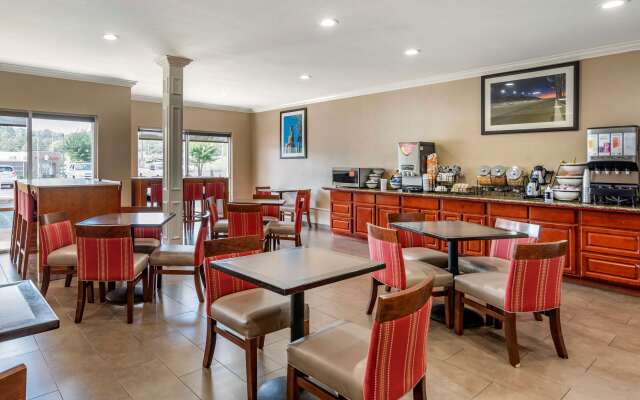 Comfort Inn Birmingham - Irondale