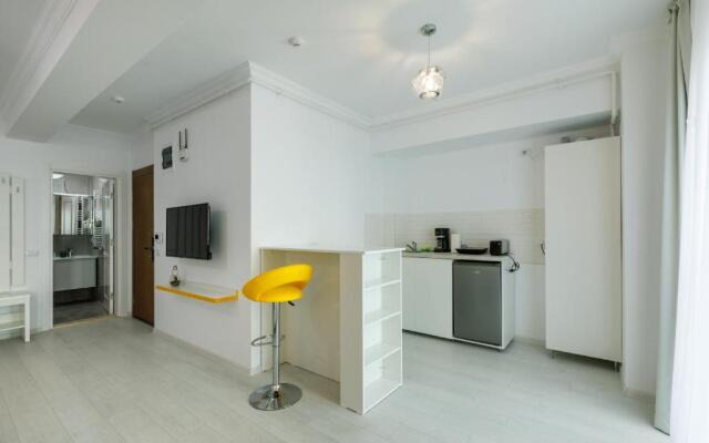 North Club Apartments II