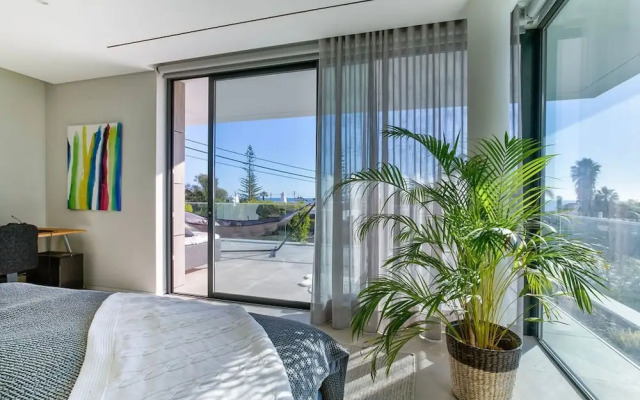 2 Rua das Palmas Luxurious Stylish and Modern L