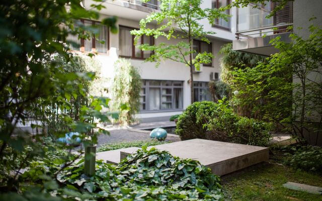 Quality Point Apartments 0-24 reception