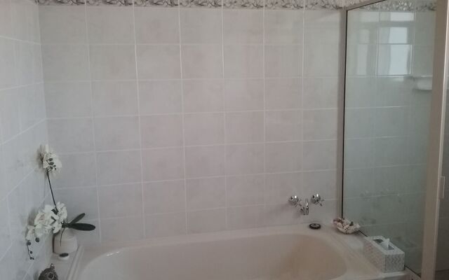 Cherry Tree Lodge Bed and Breakfast