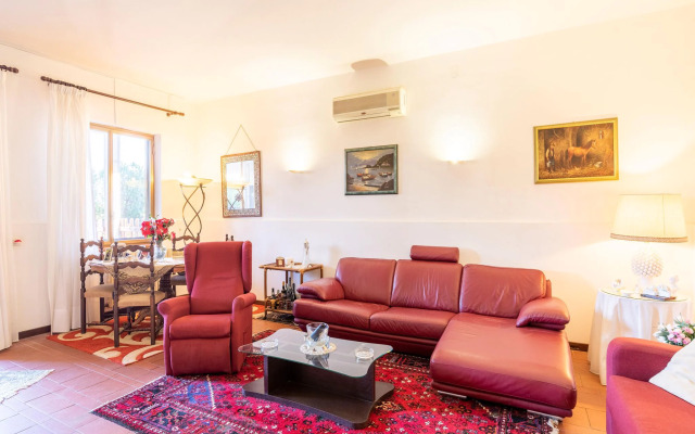 Alluring holiday home in Assoro with private pool
