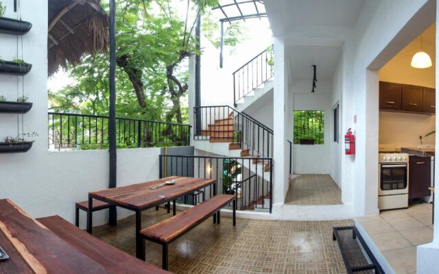 Urban Beach Chic Hostel