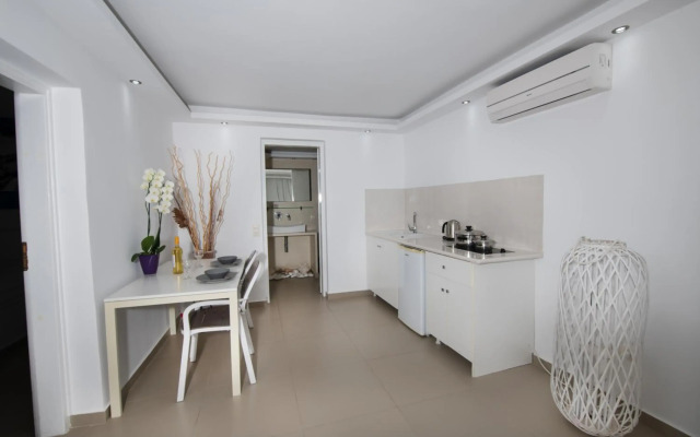Argiris Studios