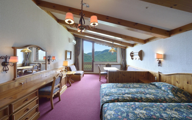Hotel Grand Phenix Okushiga – Guest Rooms – Yamanouchi