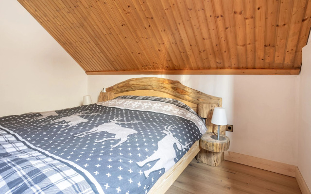 Snug holiday home in Weißbriach with terrace
