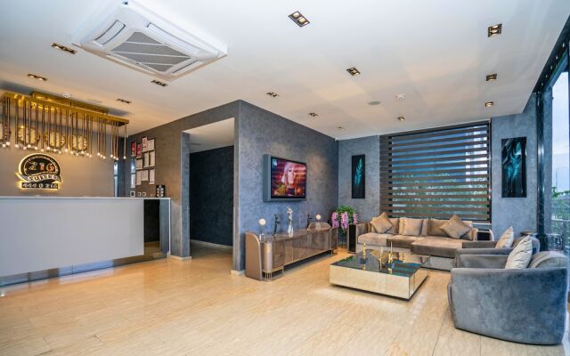 216 Station Suite Gebze