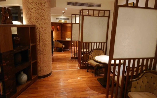 Deja Vu Hotel