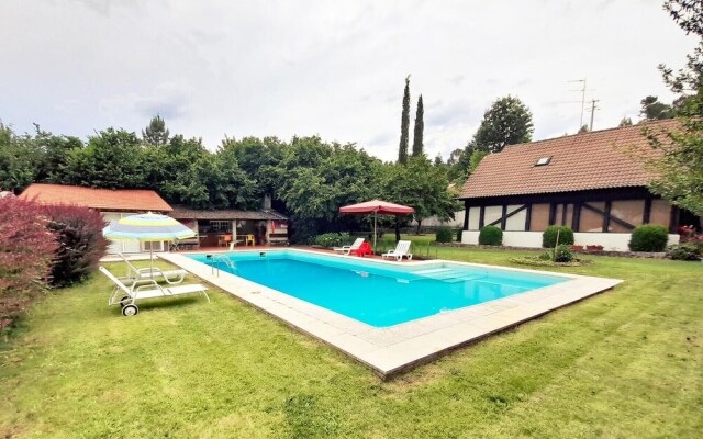 Pet Friendly Barbecue Pool Mystay