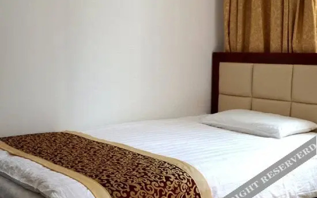 Nongfu Renjia Hostel