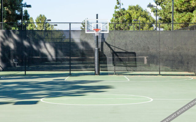 Toluca Hills Apartments By Avalon