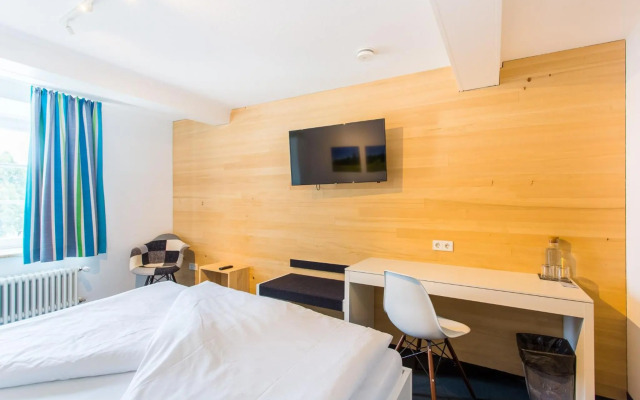 DIE KRONE - Hotel Garni