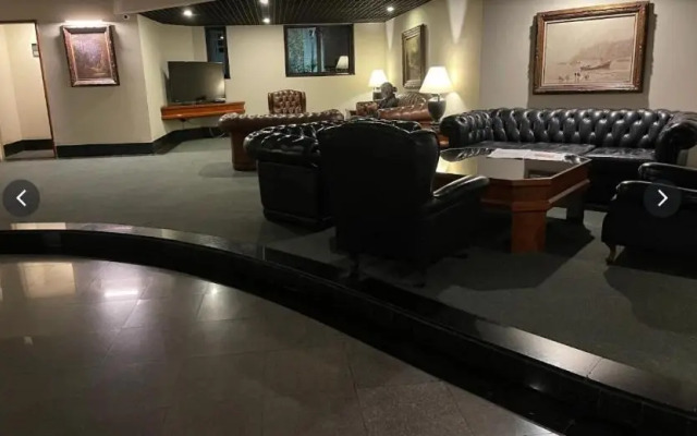 The Plaza Flat Service