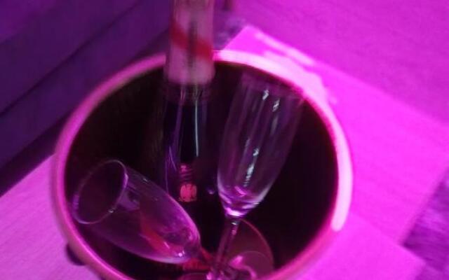 Appart SPA 89 (Adults Only)