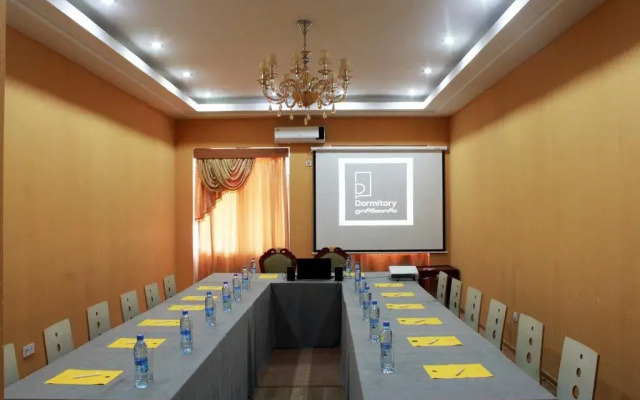 Dormitory Hualing Tbilisi Hotel