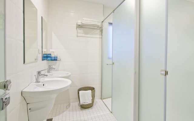 Just Enjoy Business Hotel