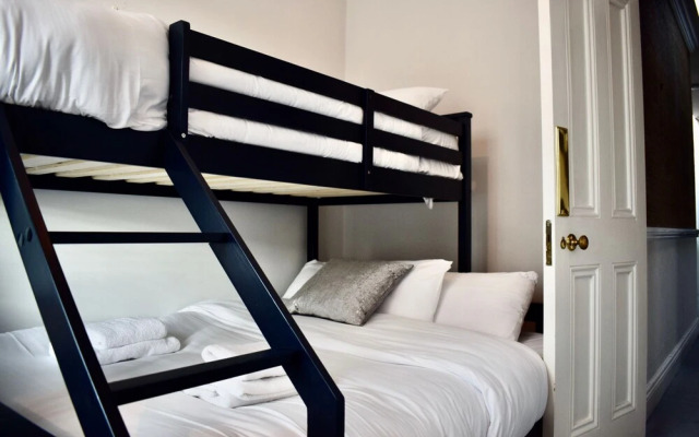 Refurbished Traditional Dublin Townhouse