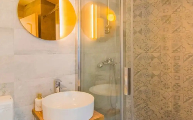 Villa Roza - One Bedroom With Swimming Pool