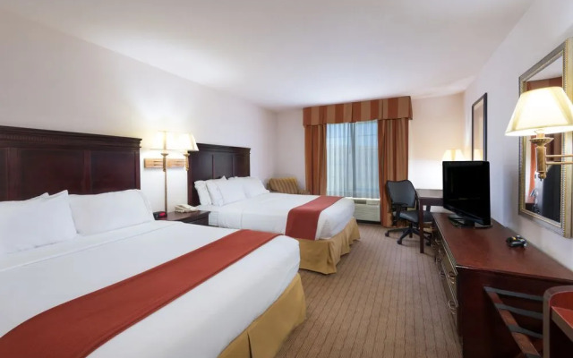 Holiday Inn Express & Suites Evanston