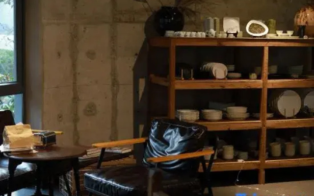 Three logy cafe&craft