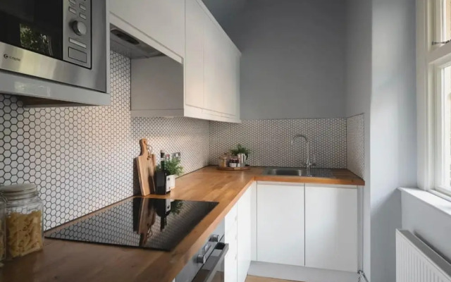 St Catherine s Hospital - Superior Apartment