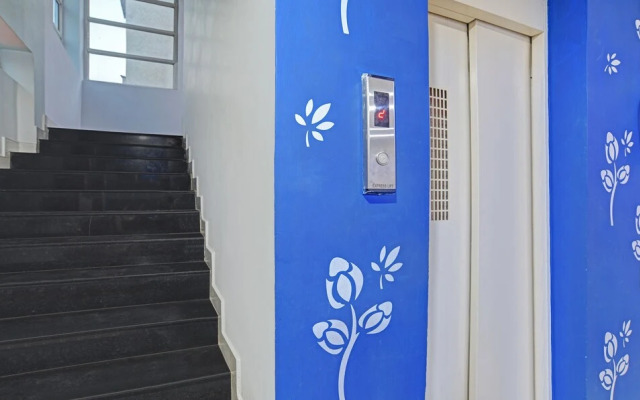 Oyo 9719 Hotel Relax Inn