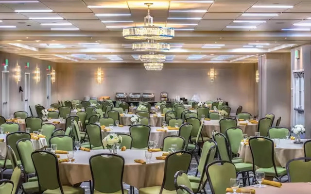 Hilton Garden Inn Reagan National Airport