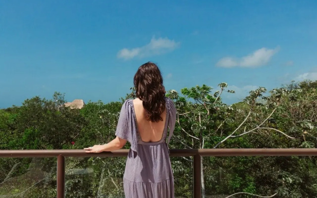 Santuario Apartments