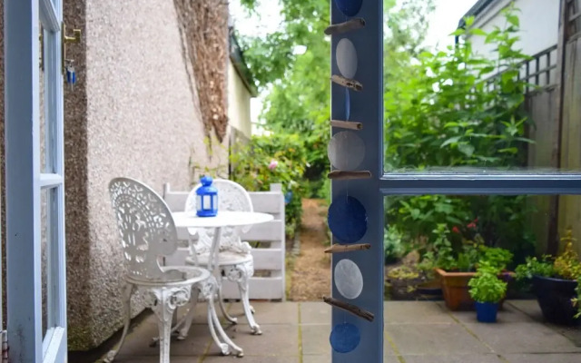 1 Bedroom Garden Flat in Wimbeldon