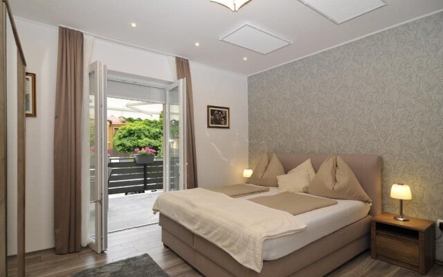 Silver Beach Apartments