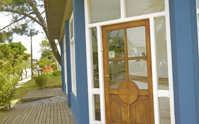 Pinamar Hostel Casa De Verano