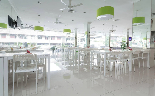 ZEN Rooms Basic Sentul Kuala Lumpur