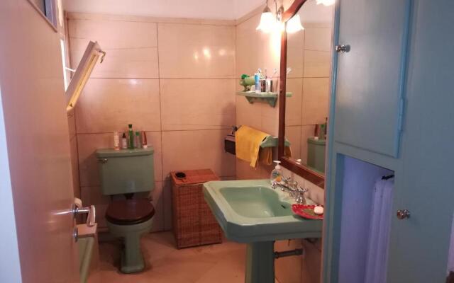 Vintage apartment KOLONAKI