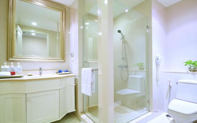 Centre Point Plus Hotel Silom