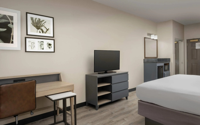 Country Inn & Suites by Radisson, Gainesville, FL