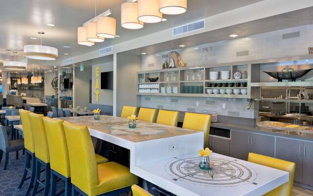 Oxford Suites Bellingham